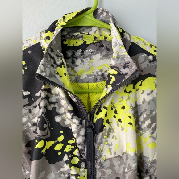 Calvin Klein XS full zip performance jacket yellow/grey mesh lining - Picture 5 of 10